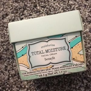 BRAND NEW Benefit Total Moisture Facial Cream